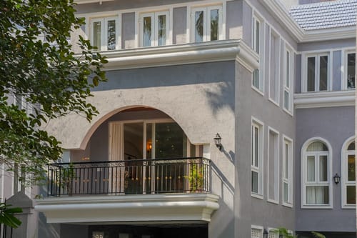 Solace Teal | Charming Pet-friendly 5-BHK Getaway With Private Pool | Grand Dining & 2 living spaces