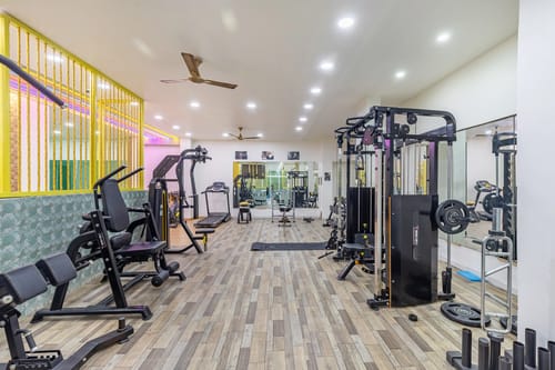 Miyabi Premium Suite | Chic 1-BHK Suite With Common Pool, Terrace & Gym