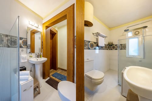 Silverstone | Hillside 6-BHK Getaway With Garden, Gaming Zone & Lounge Area