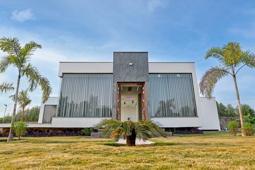 Amaltas | 4 BHK Countryside Hideaway With Pvt Pool, Lush Garden & 360 Aravalli Views