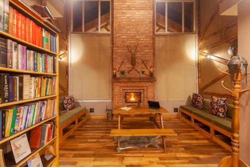 Suroor w/ Central Heating - Tangmarg