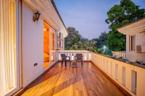 Villa Aarna | Tropical 3-BHK Villa Near Ozran Beach With Private Pool & Lounge Area