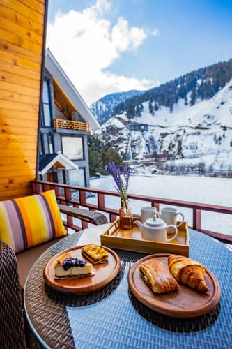 Frozen Fall @ Frostflare Cottages