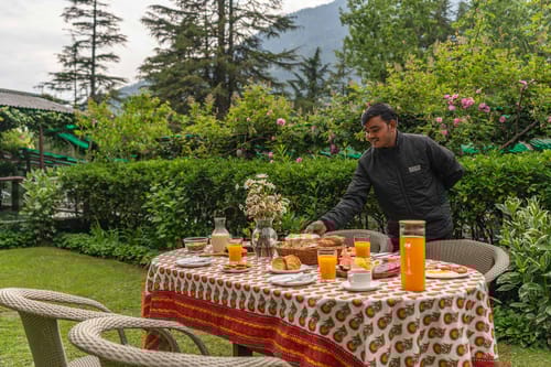 Mantra @ Himalayan Retreat