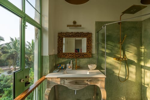 Moonstone Villa w/ Pool & Rooftop Jacuzzi