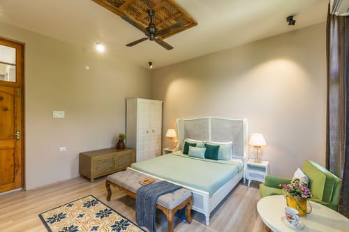 The Oakridge W/ Jacuzzi