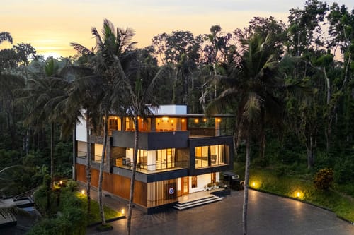 Bloom @ The Rivernook