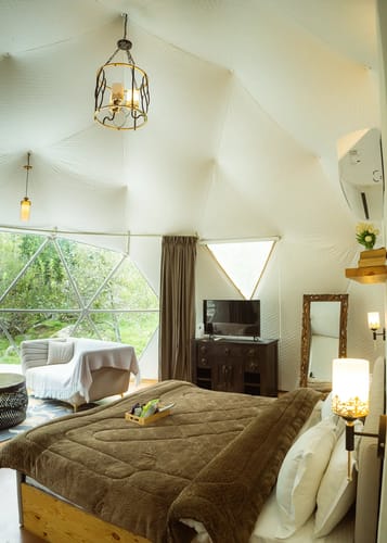 Imperial glamping dome 4