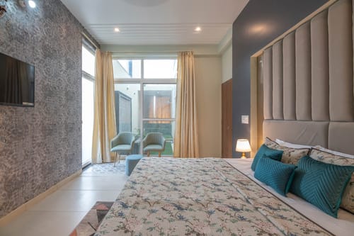 Echoes by the Aravalli