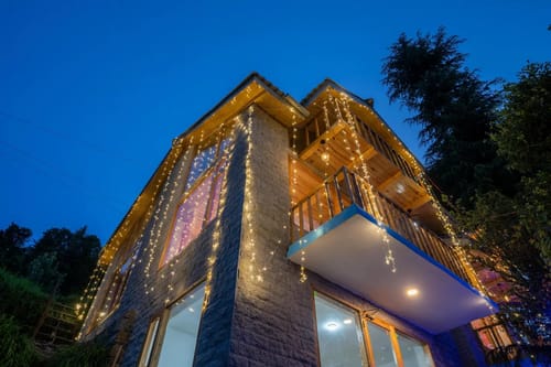 Jibhi Peaks Duplex Cottage With A Hot Tub