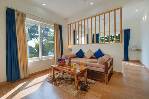 Stars and WindSongs | 1 Hilltop Suite with Shared Pool, Bonfire, Game Zone, Alfresco Dining & Relaxing Garden Spaces