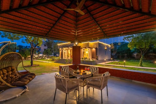 The Mira House w/ Pool