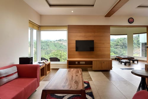 Room 1 @ Cocoon Valley Hide Out