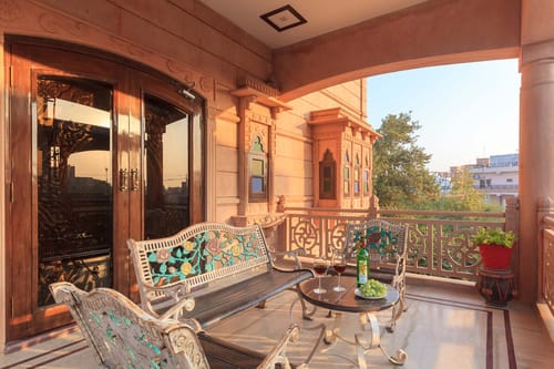 Grande @ Sunset Escape