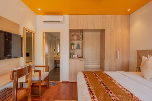 Gracias Seaora | Pet-friendly Retreat With Bathtub, Common Pool, & Restro, Close to Ashwem Beach