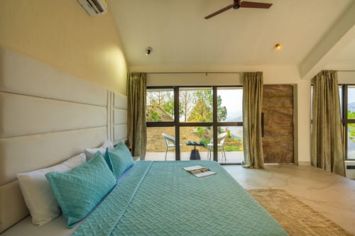 Europa @ Luna Nova - Ranikhet