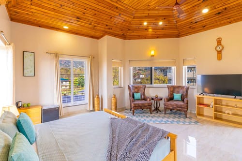 Solace @ Address by the Khul