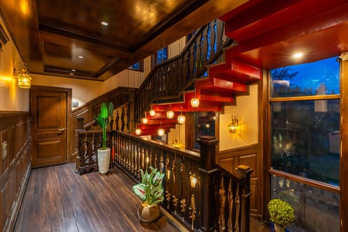 Teak @ Swiss Chalet - Tangmarg - 3BR