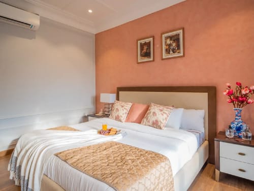 Suntuarios Casa Ivy | 4-BHK | Pvt Pool | Jacuzzi | Gazebo | Lift