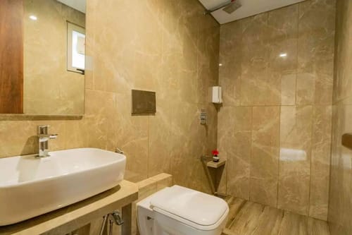 Imperial Estate | Private Pool & Scenic Garden near Lonavala’s Iconic Spots