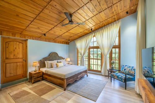 Willow @ The Oakridge W/ Jacuzzi