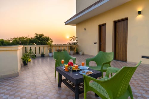 Bliss In The Woods w/ Outdoor Pool - Gurgaon