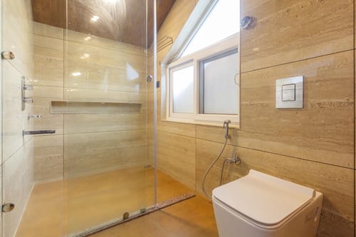 Suroor w/ Central Heating - Tangmarg