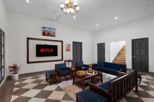 Raas Stays | 4-BHK Retreat With Private Pool, Gardens, Lounge Cum Bar & Scenic Aravali Views