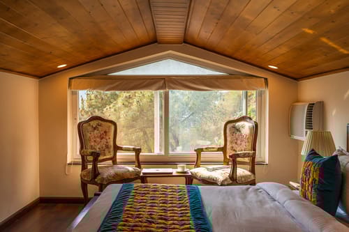 Cas Mir w/ Outdoor Pool