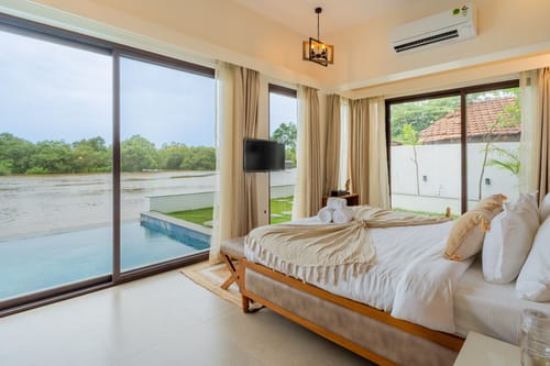Villa Fleuve | 6-BHK Getaway By the River With Infinity Pool, Lift & Bar Lounge