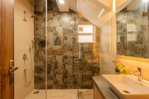 Veera Marina | 3-BHK Penthouse With Terrace, Common Pools & Lift, Near Candolim Beach