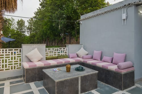 Kaimalgarh Farmstay | Pet–friendly 5-BHK Retreat With Pond, Private Pool, Gazebo & Garden
