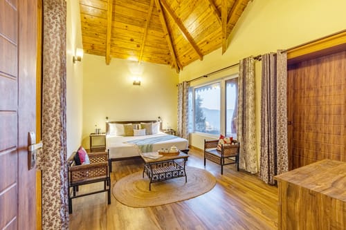 Silverstone | Hillside 6-BHK Getaway With Garden, Gaming Zone & Lounge Area