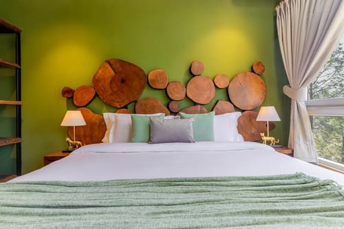 Sirmour Baag Merlot | Hillside Pet-friendly Cottage With Jacuzzi, Balcony & Restaurant