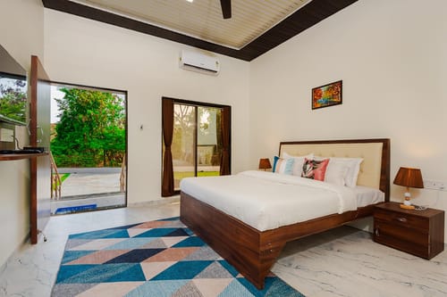 Vivid @ Mango Splash