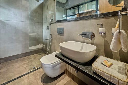 Crystal @ Rustic Haven