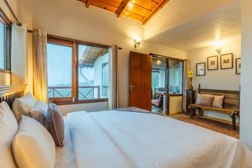 The Clairmont Cottage