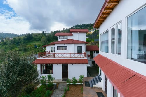 The Clairmont Cottage