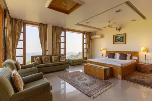 PleasantVille - Nahan