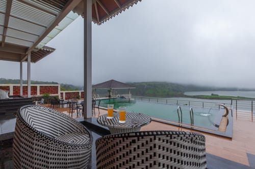 Lake Arches - Igatpuri