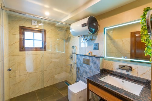 Teak @ Swiss Chalet - Tangmarg - 3BR