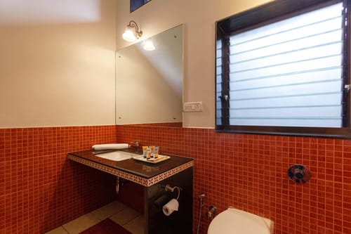 Mountain's Edge w/ Valley Views