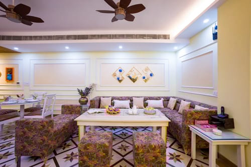 Tranquil 2-BHK Villa by Ganges, 5 Mins from Triveni Ghat