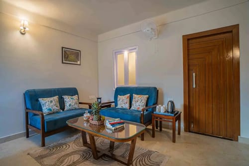 Headingly Suites | Lake-Facing 2-Room Retreat Just Above Mall Road