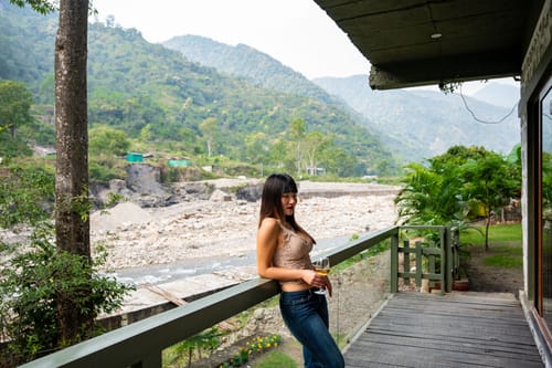 Granny’s Den | 1- Pet-friendly Suite With Jacuzzi, Shared Pool, Restaurant & Gazebo by the River