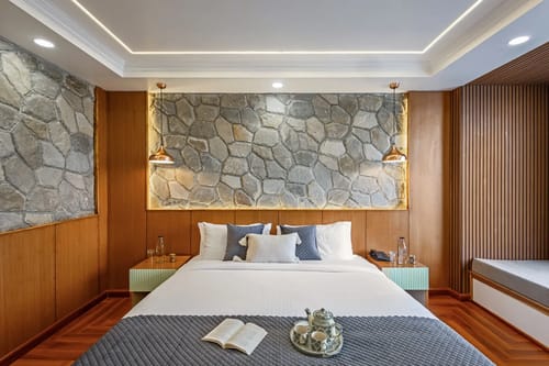 Evaara Woods Hilltop | 6-BHK Getaway With Common Garden & Sitting Area