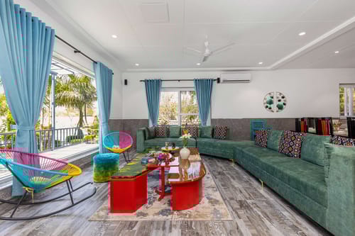 Oak @ Corbett Calling