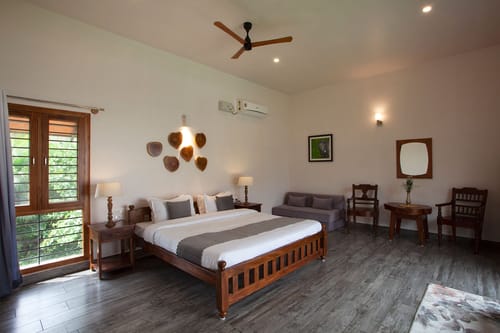 Ava - The Country House