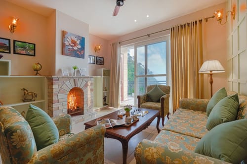 Konifer Wild Fern | Hilltop 2-BHK Retreat with Scenic Views, Shared Garden & Outdoor Seating Space