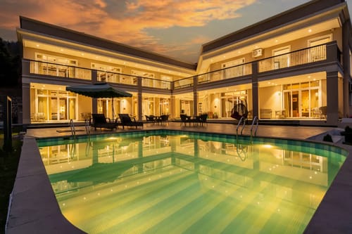 Sukh Saklana Haveli: Suites